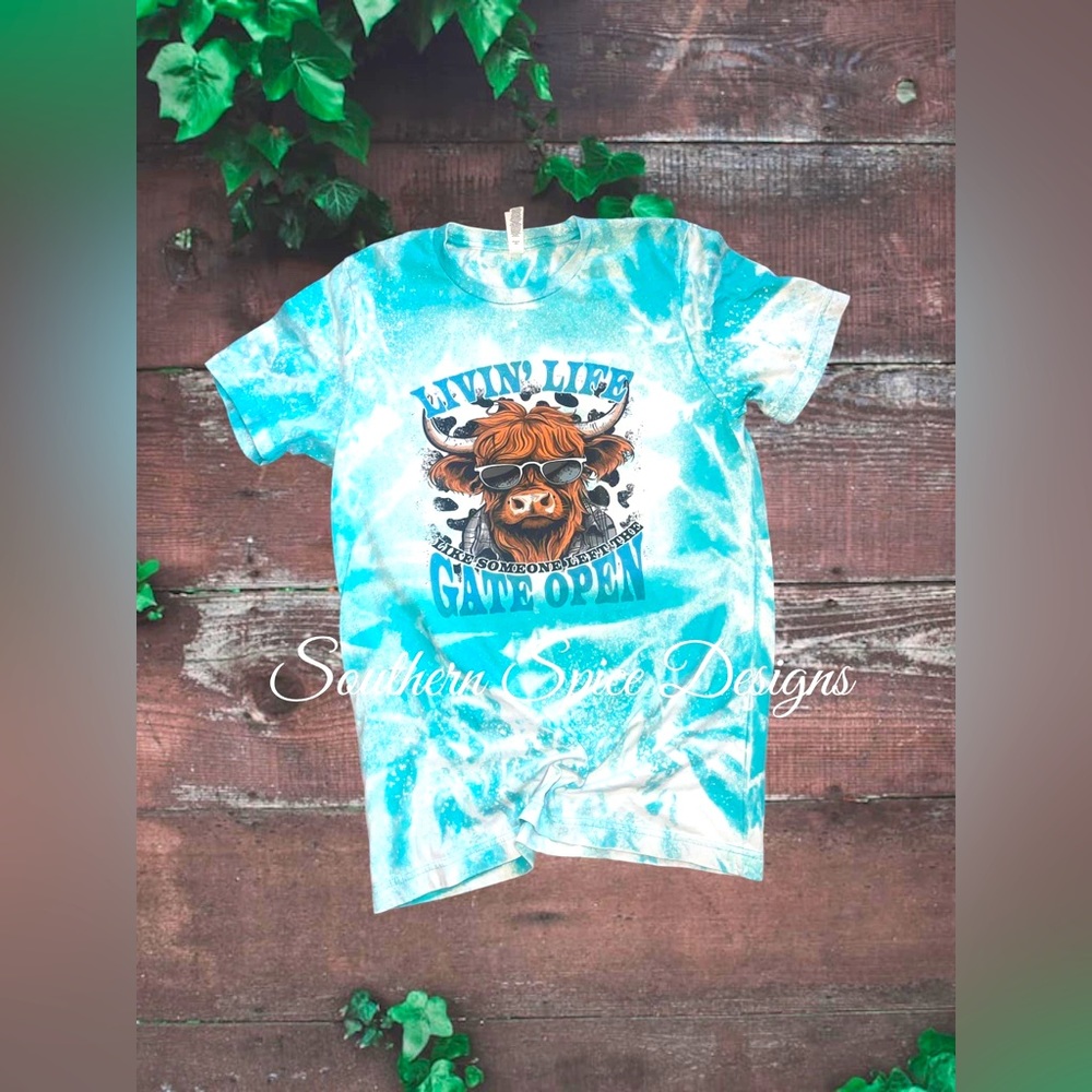 Livin Life T shirt